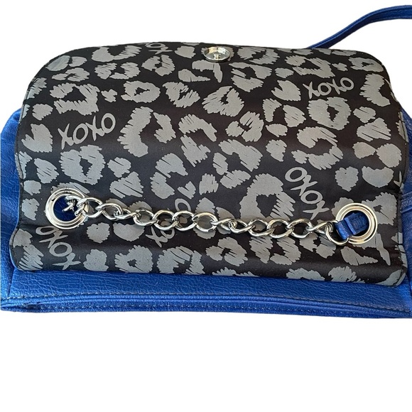 Hugs & Kisses shoulder bag - Picture 7 of 11